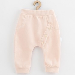 Dojčenské semiškové tepláky New Baby Suede clothes svetlo ružová